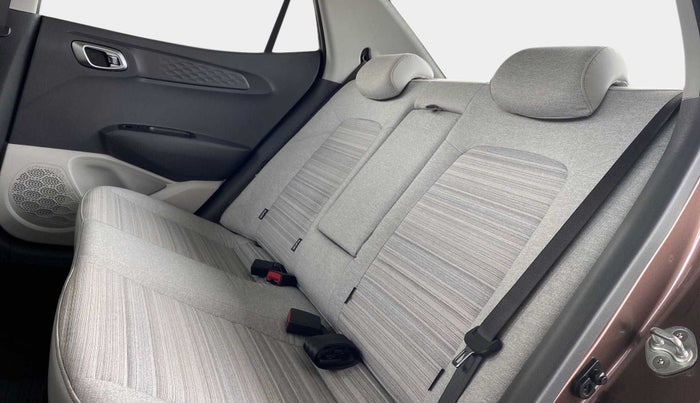 2020 Hyundai AURA SX 1.2, Petrol, Manual, 25,360 km, Right Side Rear Door Cabin
