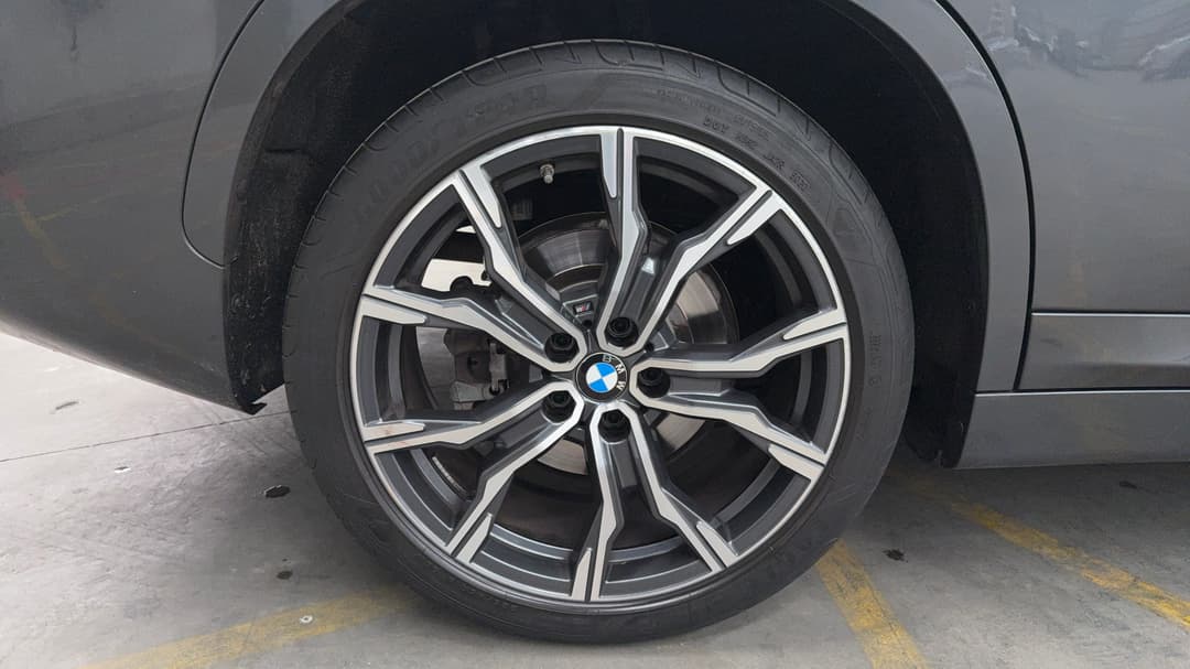 2021 BMW X1 sDrive 20i M Sport, Automatic, 66792 km, Right Rear Wheel