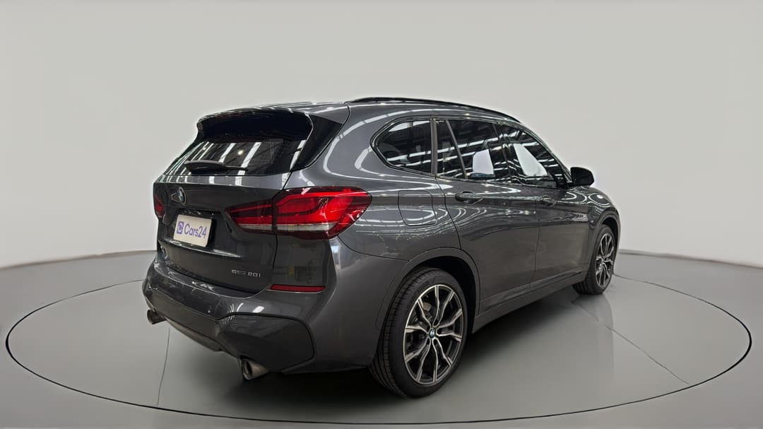 2021 BMW X1 sDrive 20i M Sport, Automatic, 66792 km, Right Back Diagonal (45- Degree) View