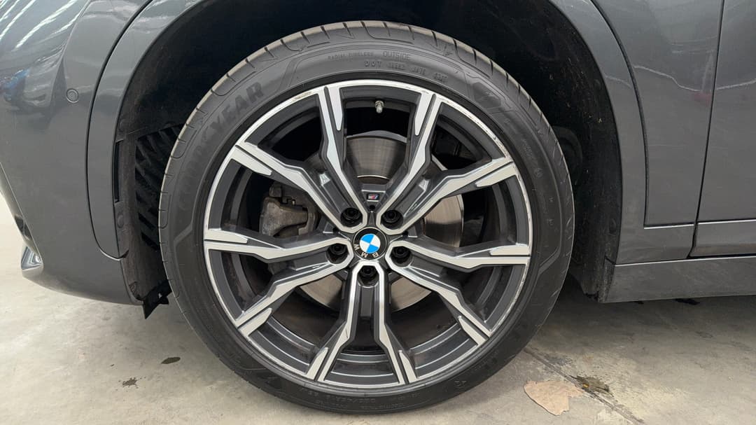 2021 BMW X1 sDrive 20i M Sport, Automatic, 66792 km, Left Front Wheel