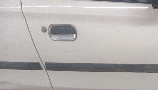2015 Maruti Alto K10 VXI, Petrol, Manual, 25,819 km, Driver-side door - Minor scratches
