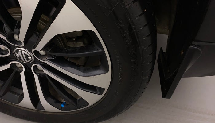 2021 MG HECTOR SHARP 2.0 DIESEL, Diesel, Manual, 18,061 km, Left rear tyre - Tyre dimensions are different from each other