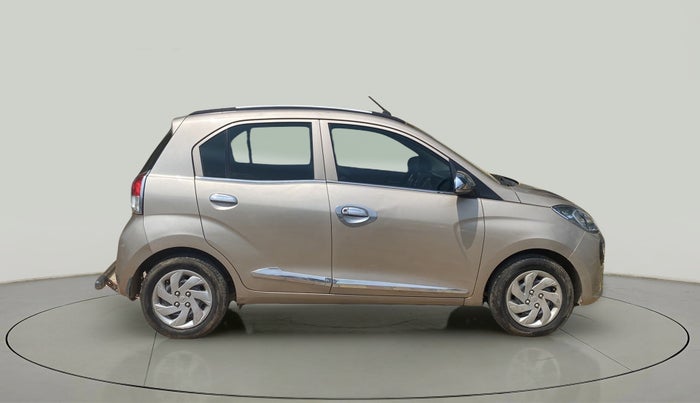 2019 Hyundai NEW SANTRO SPORTZ CNG, CNG, Manual, 49,643 km, Right Side View
