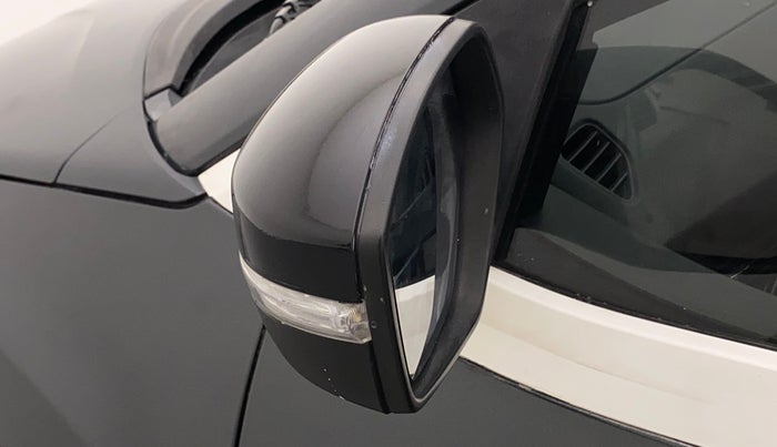 2018 Tata NEXON XM PETROL, Petrol, Manual, 85,941 km, Left rear-view mirror - Folding motor not working
