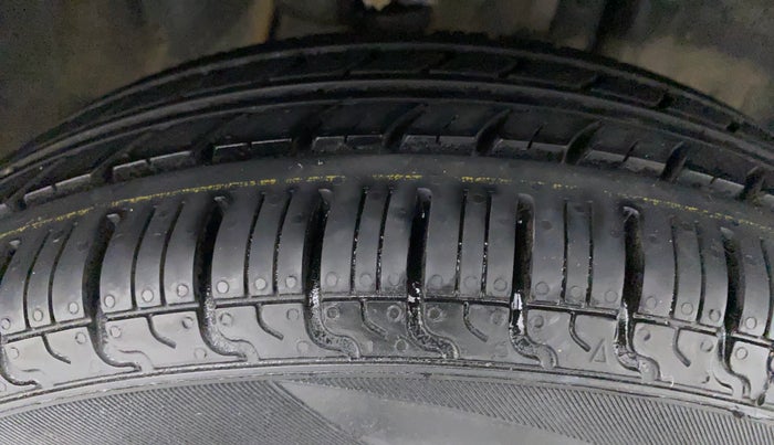 2018 Datsun Go Plus T, Petrol, Manual, 25,119 km, Right Front Tyre Tread