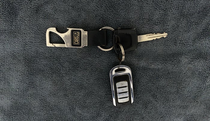 2018 Datsun Go Plus T, Petrol, Manual, 25,119 km, Key Close Up