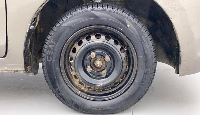 2018 Datsun Go Plus T, Petrol, Manual, 25,119 km, Right Front Wheel