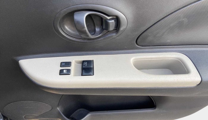 2014 Nissan Micra Active XL, Petrol, Manual, 77,203 km, Driver Side Door Panels Control
