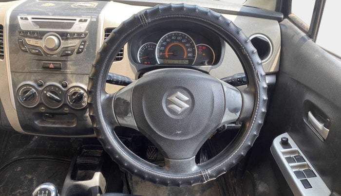 2015 Maruti Wagon R 1.0 VXI, Petrol, Manual, 51,918 km, Steering Wheel Close Up