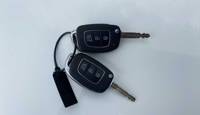 2016 Hyundai i20 Active 1.2 S, Petrol, Manual, 88,171 km, Key Close Up