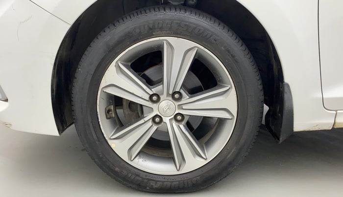 2017 Hyundai Verna 1.6 CRDI SX, Diesel, Manual, 82,405 km, Left Front Wheel