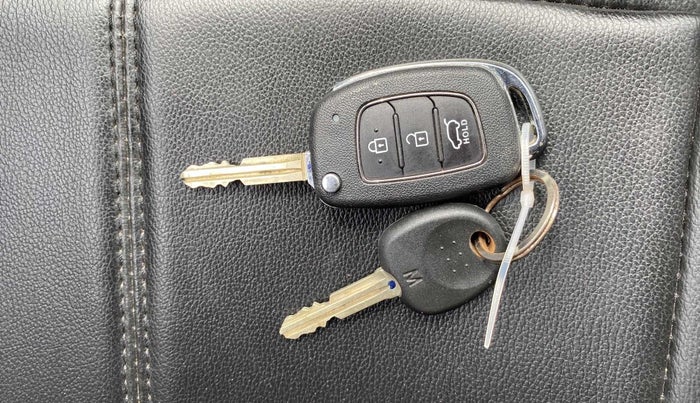 2019 Hyundai Elite i20 SPORTZ PLUS 1.2, Petrol, Manual, 7,582 km, Key Close Up