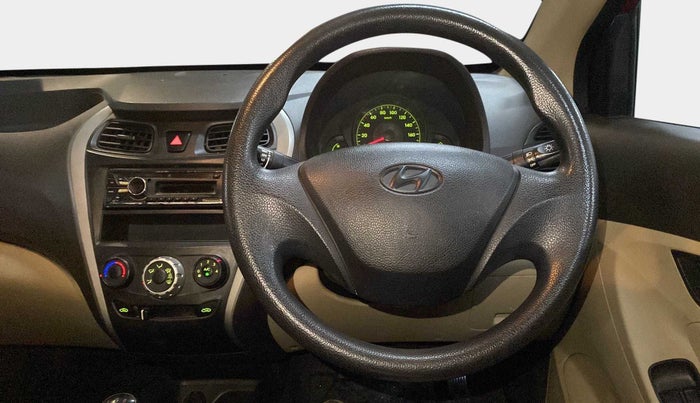 2015 Hyundai Eon ERA +, Petrol, Manual, 76,908 km, Steering Wheel Close Up