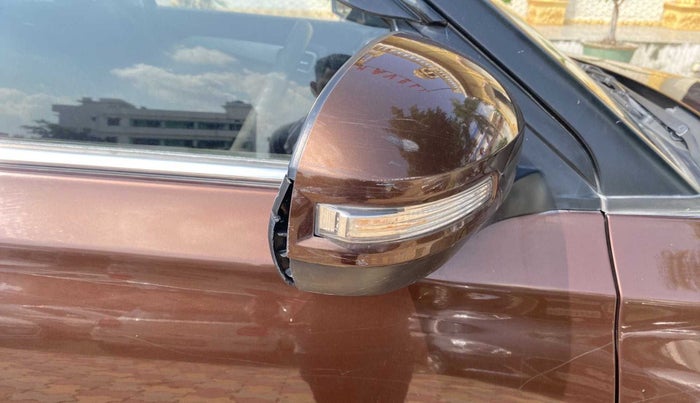 2021 Toyota URBAN CRUISER HIGH GRADE MT, Petrol, Manual, 29,251 km, Right rear-view mirror - Cover has minor damage