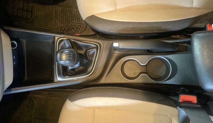 2017 Hyundai Verna 1.6 VTVT SX, Petrol, Manual, 45,719 km, Gear Lever