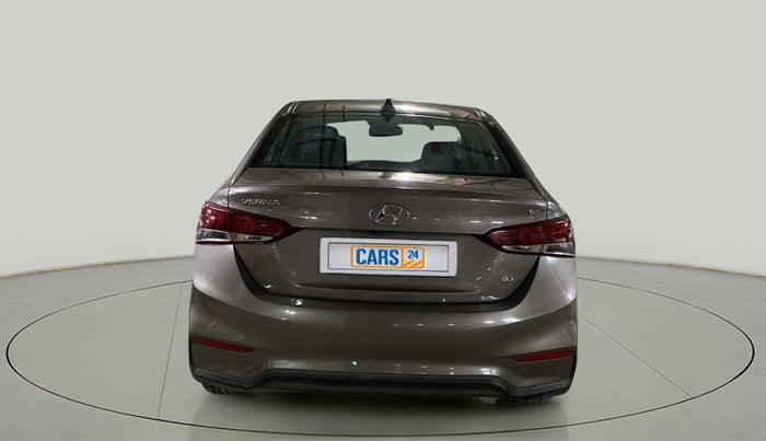 2017 Hyundai Verna 1.6 VTVT SX, Petrol, Manual, 45,719 km, Back/Rear