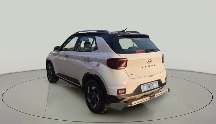 2020 Hyundai VENUE SX 1.4 CRDi DUAL TONE, Diesel, Manual, 11,884 km, Left Back Diagonal