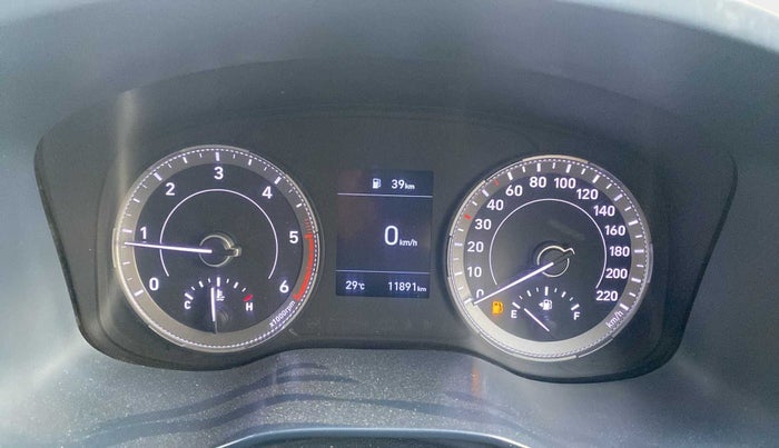 2020 Hyundai VENUE SX 1.4 CRDi DUAL TONE, Diesel, Manual, 11,884 km, Odometer Image