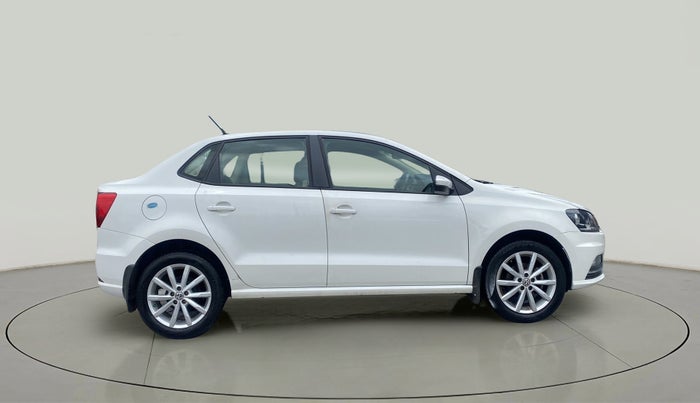 2017 Volkswagen Ameo HIGHLINE1.2L PLUS 16 ALLOY, Petrol, Manual, 1,01,291 km, Right Side View