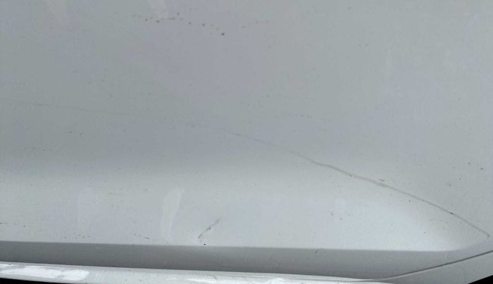 2017 Volkswagen Ameo HIGHLINE1.2L PLUS 16 ALLOY, Petrol, Manual, 1,01,291 km, Rear left door - Slightly dented