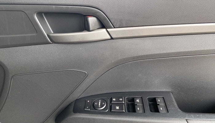 2017 Hyundai New Elantra 2.0 S PETROL, Petrol, Manual, 87,211 km, Driver Side Door Panels Control