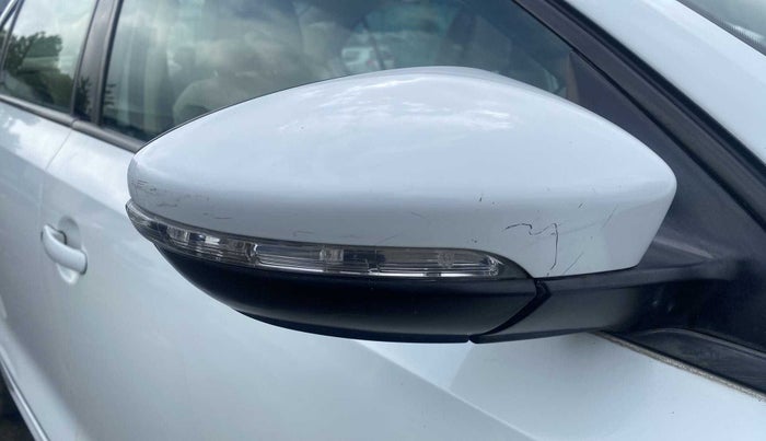 2015 Volkswagen Jetta COMFORTLINE TSI, Petrol, Manual, 38,794 km, Right rear-view mirror - Minor scratches