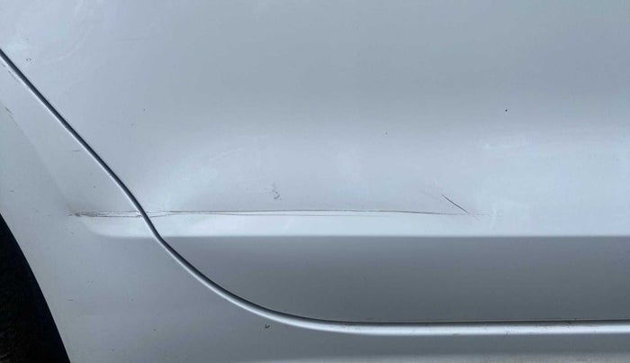 2015 Volkswagen Jetta COMFORTLINE TSI, Petrol, Manual, 38,794 km, Right rear door - Minor scratches