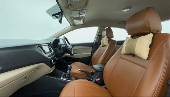 2018 Hyundai Verna 1.6 VTVT SX, Petrol, Manual, 48,811 km, Right Side Front Door Cabin