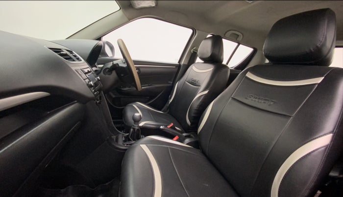 2017 Maruti Swift VXI, Petrol, Manual, 1,00,526 km, Right Side Front Door Cabin