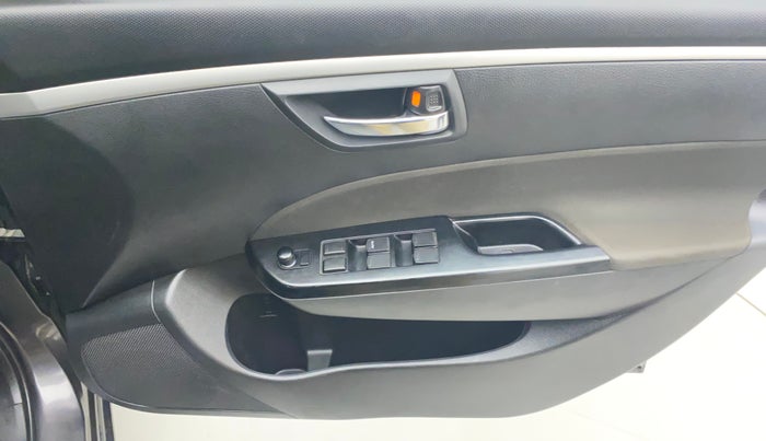 2017 Maruti Swift VXI, Petrol, Manual, 1,00,526 km, Driver Side Door Panels Control