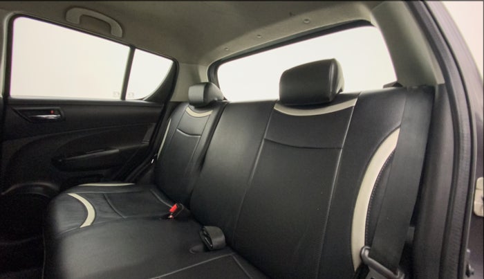 2017 Maruti Swift VXI, Petrol, Manual, 1,00,526 km, Right Side Rear Door Cabin