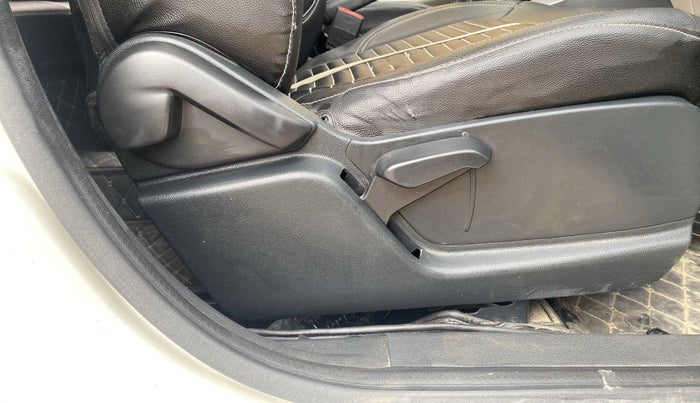 2020 Ford Ecosport TITANIUM 1.5L PETROL, Petrol, Manual, 30,035 km, Driver Side Adjustment Panel