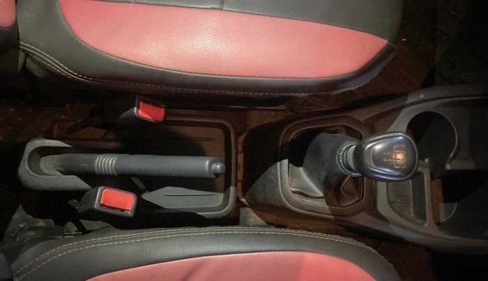 2018 Datsun Redi Go A, Petrol, Manual, 38,007 km, Gear Lever