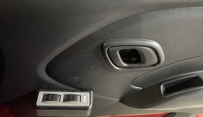 2018 Datsun Redi Go A, Petrol, Manual, 38,007 km, Driver Side Door Panels Control