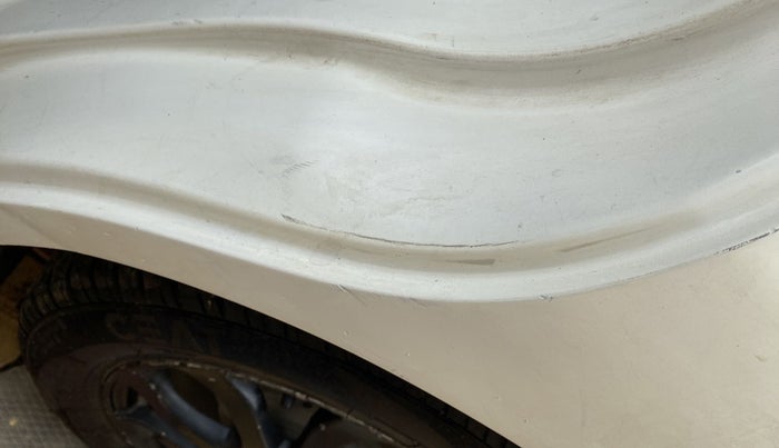 2014 Honda Amaze 1.2L I-VTEC VX, Petrol, Manual, 78,554 km, Left C pillar - Minor scratches