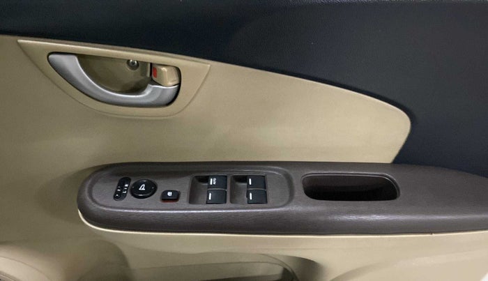 2013 Honda Brio VX AT, Petrol, Automatic, 53,902 km, Driver Side Door Panels Control