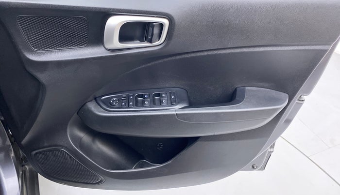 2020 Hyundai VENUE SX 1.0 TURBO IMT, Petrol, Manual, 34,076 km, Driver Side Door Panels Control