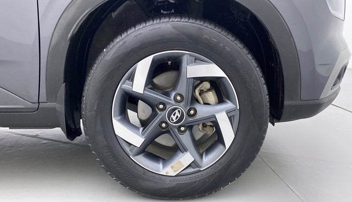 2020 Hyundai VENUE SX 1.0 TURBO IMT, Petrol, Manual, 34,076 km, Right Front Wheel