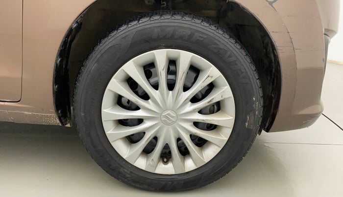 2014 Maruti Ertiga VDI, Diesel, Manual, 1,20,026 km, Right Front Wheel