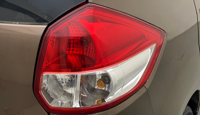 2014 Maruti Ertiga VDI, Diesel, Manual, 1,20,026 km, Right tail light - Reverse gear light not functional