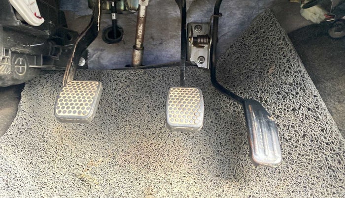 2014 Maruti Alto 800 VXI, Petrol, Manual, 31,407 km, Pedals