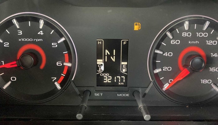 2018 Mahindra KUV 100 NXT K8 P 6 STR, Petrol, Manual, 32,163 km, Odometer Image