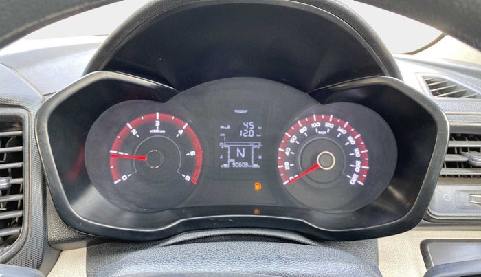 2019 Mahindra XUV 3OO W4 1.5 DIESEL, Diesel, Manual, 90,586 km, Odometer Image