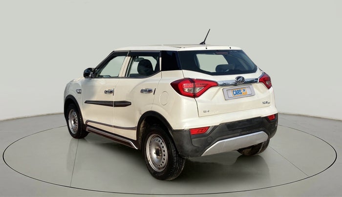 2019 Mahindra XUV 3OO W4 1.5 DIESEL, Diesel, Manual, 90,586 km, Left Back Diagonal