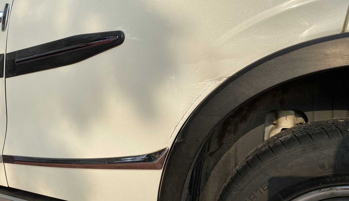 2019 Mahindra XUV300 W4 1.5 DIESEL, Diesel, Manual, 90,586 km, Rear left door - Minor scratches