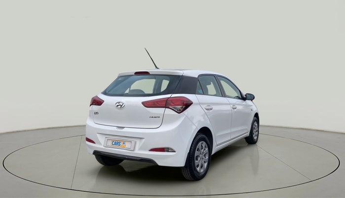 2016 Hyundai Elite i20 MAGNA 1.4 AT, Petrol, Automatic, 16,016 km, Right Back Diagonal