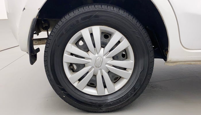 2017 Datsun Go T, Petrol, Manual, 38,734 km, Right Rear Wheel