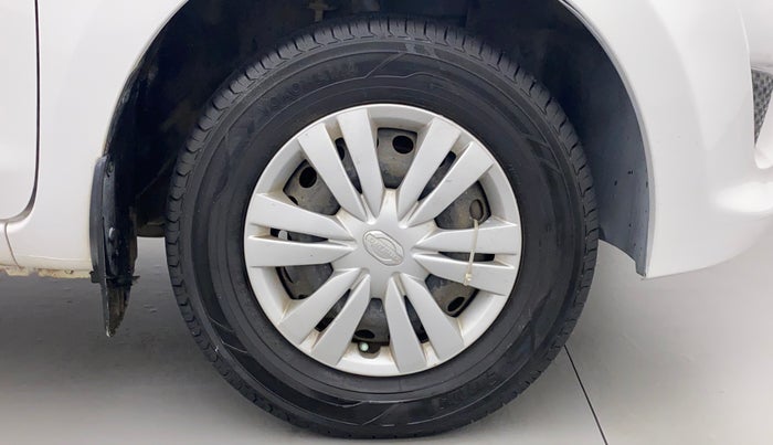 2017 Datsun Go T, Petrol, Manual, 38,734 km, Right Front Wheel