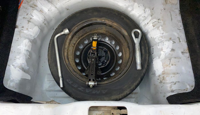2017 Datsun Go T, Petrol, Manual, 38,734 km, Spare Tyre