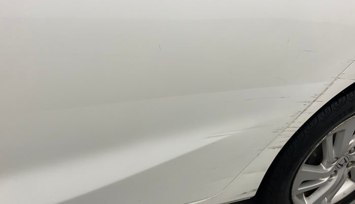 2017 Honda Jazz 1.2L I-VTEC V AT, Petrol, Automatic, 66,285 km, Rear left door - Slightly dented